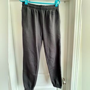 GAP Gray Jogger Sweatpants | Classic Logo | Cozy & Comfortable